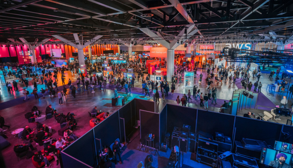 A large crowd attends the AWS Summit